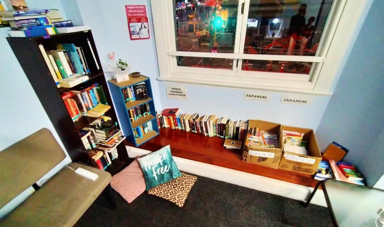 Surf 'N' Snow Backpackers Hostel Auckland Exterior photo